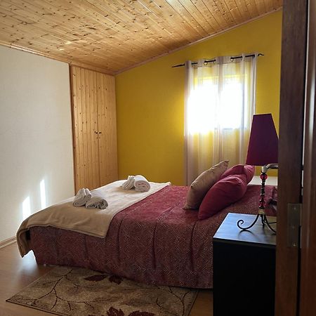 Casa Dos Pinheiros - Serra Da Estrela Пеньяс-да-Сауде Экстерьер фото